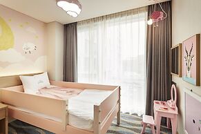 Ramada Encore by Wyndham Gimpo Han River Hotel