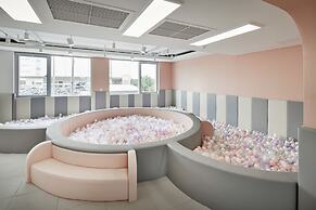 Ramada Encore by Wyndham Gimpo Han River Hotel