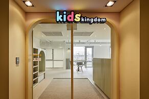 Ramada Encore by Wyndham Gimpo Han River Hotel