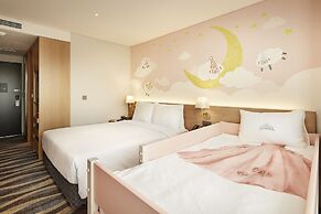 Ramada Encore by Wyndham Gimpo Han River Hotel