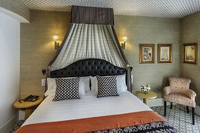 The First One Madrid Preciados