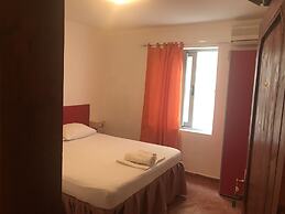 Apartments & Rooms Rozana