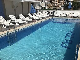 Apartments & Rooms Rozana
