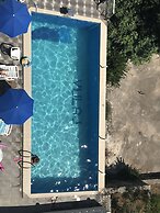 Apartments & Rooms Rozana