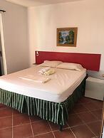 Apartments & Rooms Rozana