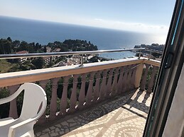 Apartments & Rooms Rozana