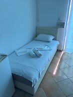 Apartments & Rooms Rozana