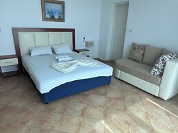 Apartments & Rooms Rozana