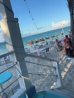 Island Turquoise Rental