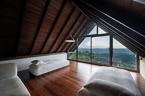 Treehouse Chalets