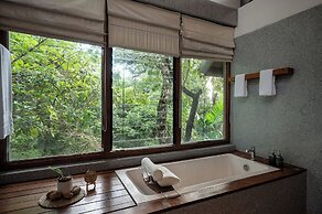 Treehouse Chalets