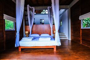 Treehouse Chalets