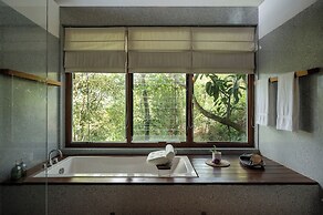 Treehouse Chalets