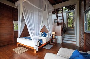 Treehouse Chalets