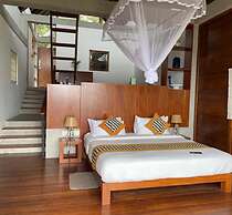 Treehouse Chalets