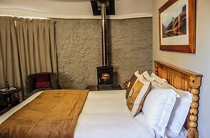 Sani Mountain Lodge