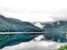 Goy Gol Lake Resort