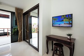 Baan Chom View Kamala