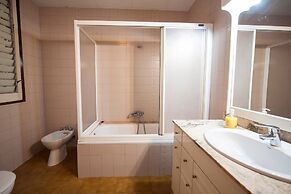 Hostel Bed in Girona