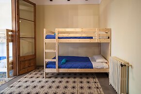 Hostel Bed in Girona