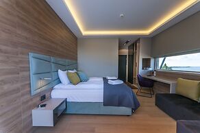 Przystan Mechelinki - Marina del Mar