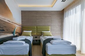 Przystan Mechelinki - Marina del Mar