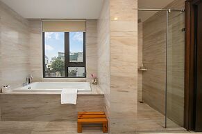 The Oriental Jade Hotel