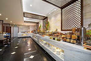 The Oriental Jade Hotel