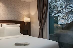 The Oriental Jade Hotel