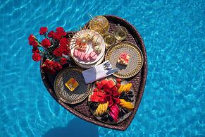 The Oriental Jade Hotel