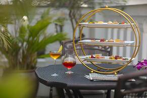 The Oriental Jade Hotel