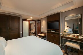 The Oriental Jade Hotel