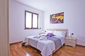 Logicasa Mentana Garden