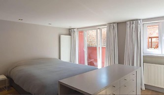 Europea Brussels Design Residence Flagey