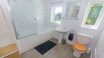 Cloudbreak Braunton 4 Bedroom, Sleeps 8, Dog Friendly
