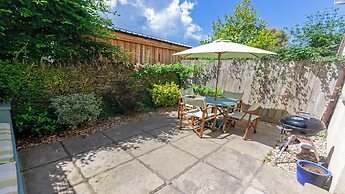 Oysters Sleeps 6 Modern Villa & Dog Friendly