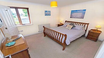 Oysters Sleeps 6 Modern Villa & Dog Friendly