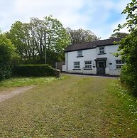 Berry Cottage Croyde 4 Bedrooms Sleeps 7-9 Dog Friendly