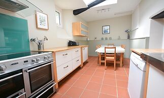 Berry Cottage Croyde 4 Bedrooms Sleeps 7-9 Dog Friendly