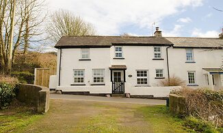 Berry Cottage Croyde 4 Bedrooms Sleeps 7-9 Dog Friendly