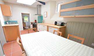 Berry Cottage Croyde 4 Bedrooms Sleeps 7-9 Dog Friendly
