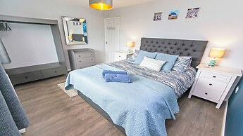 Sandbanks Sleeps 4 Beach Pass & 1 Dog
