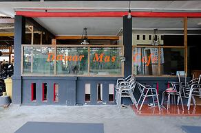 OYO 563 Damar Mas  Resort Lereng Kelud