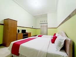 OYO 563 Damar Mas  Resort Lereng Kelud