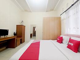 OYO 563 Damar Mas  Resort Lereng Kelud