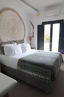 Sandaya Luxury Suites