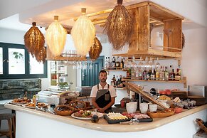 Sandaya Luxury Suites