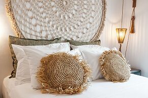 Sandaya Luxury Suites