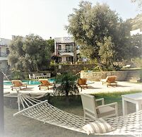 Amore Boutique Hotel