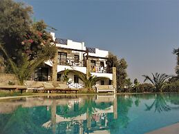 Amore Boutique Hotel